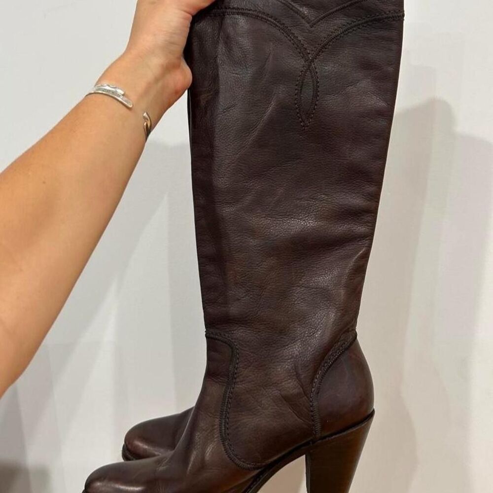 90s Frye Mustang Stitch Heeled Boot in Cognac
